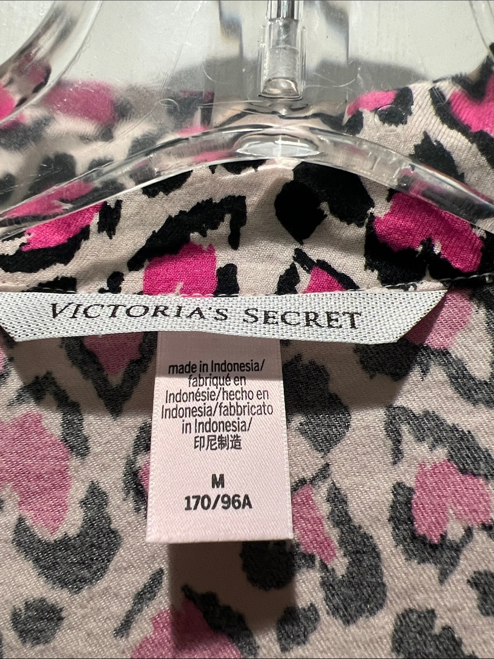 Victoria's Secret Pink and Black Heart Leopard Button-Front Pajama Top - Picture 2 of 10
